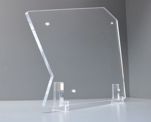 Plexiglass lavorato