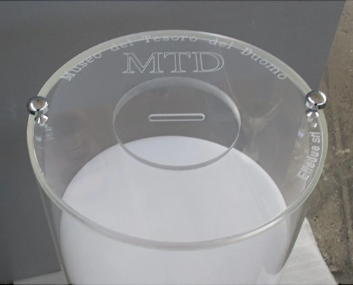 Incisione Plexiglass